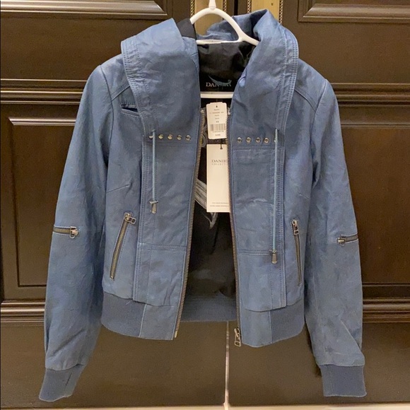 Sold Danier leather jacket - Picture 1 of 3